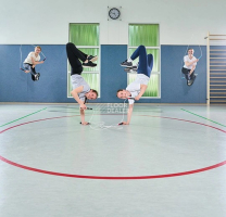 Forbo Marmoleum Sport 83283 light grey фото 3 | FLOORDEALER